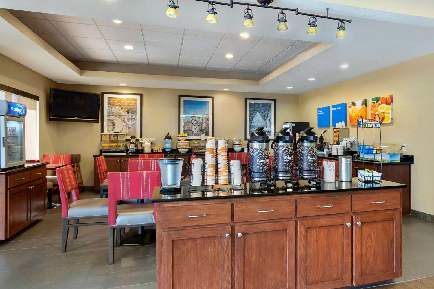 Comfort Inn and Suites Port Arthur Port Neches 23/33