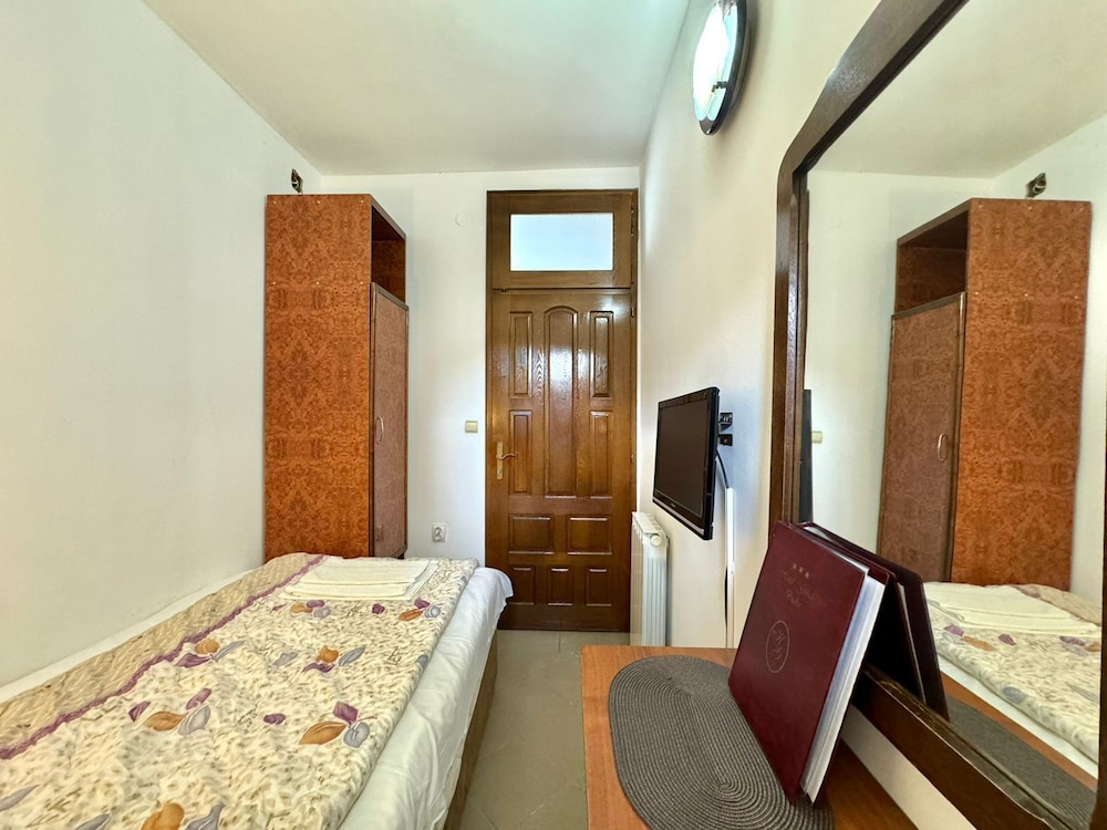 Hotel Grbalj 25/75