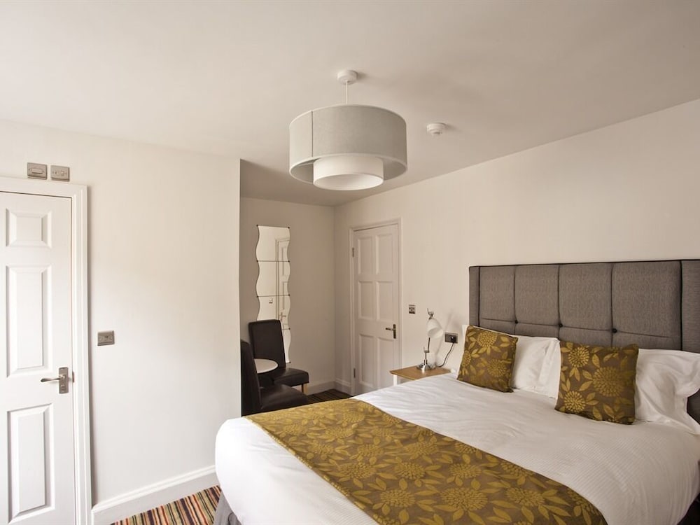Burton Stone Inn 20/50