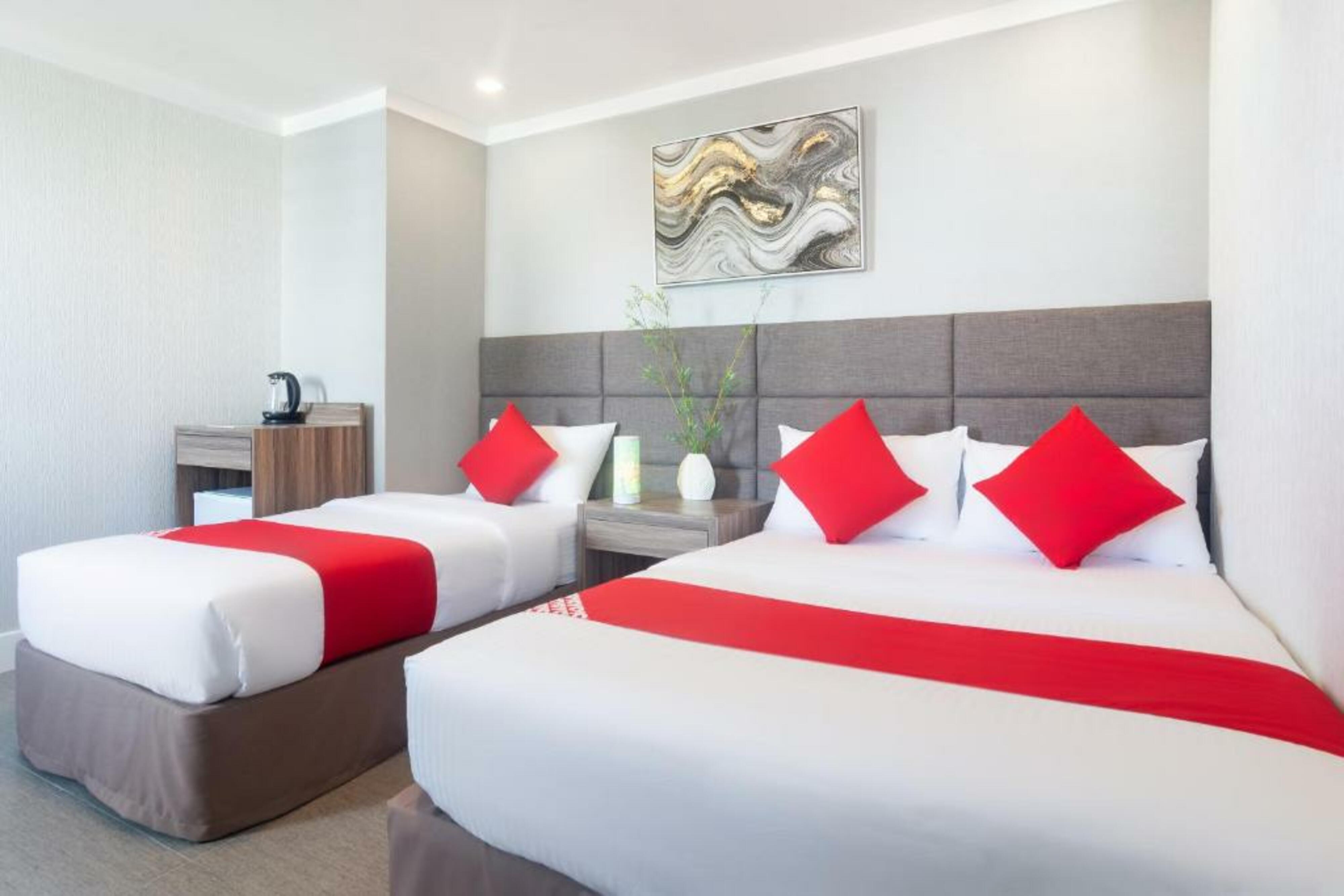 Anika Suites 18/39