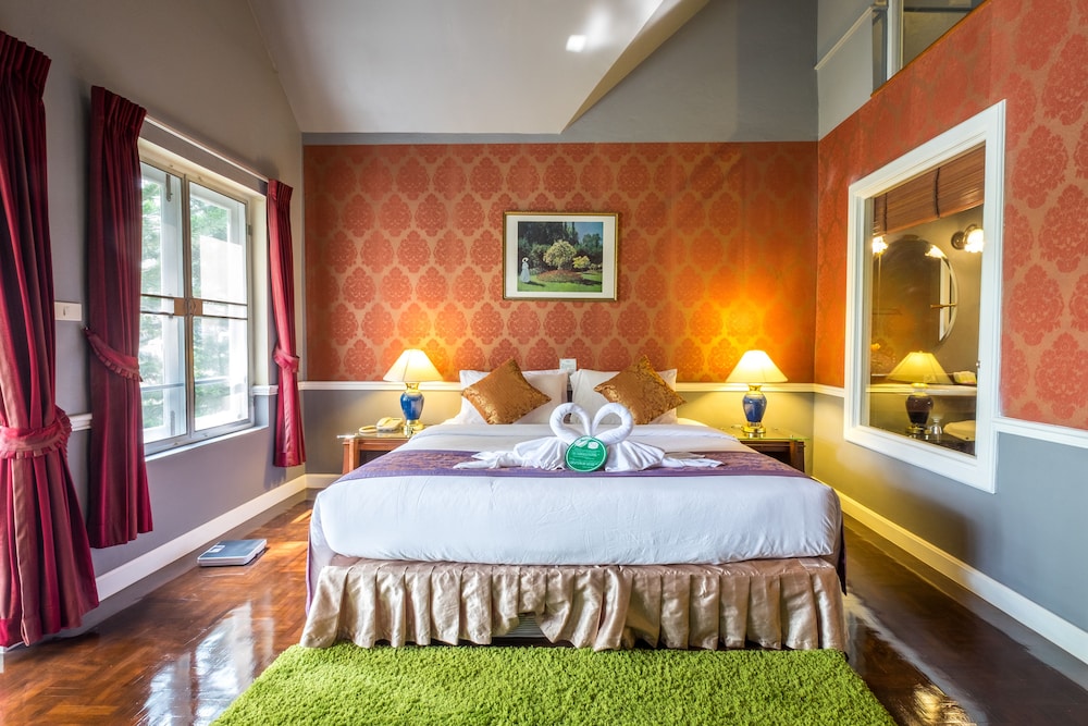 Brookside Valley Resort 22/77