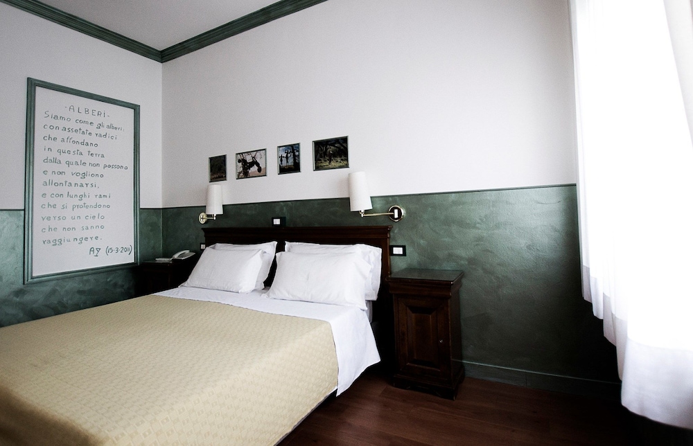 Diana Suites 9/30