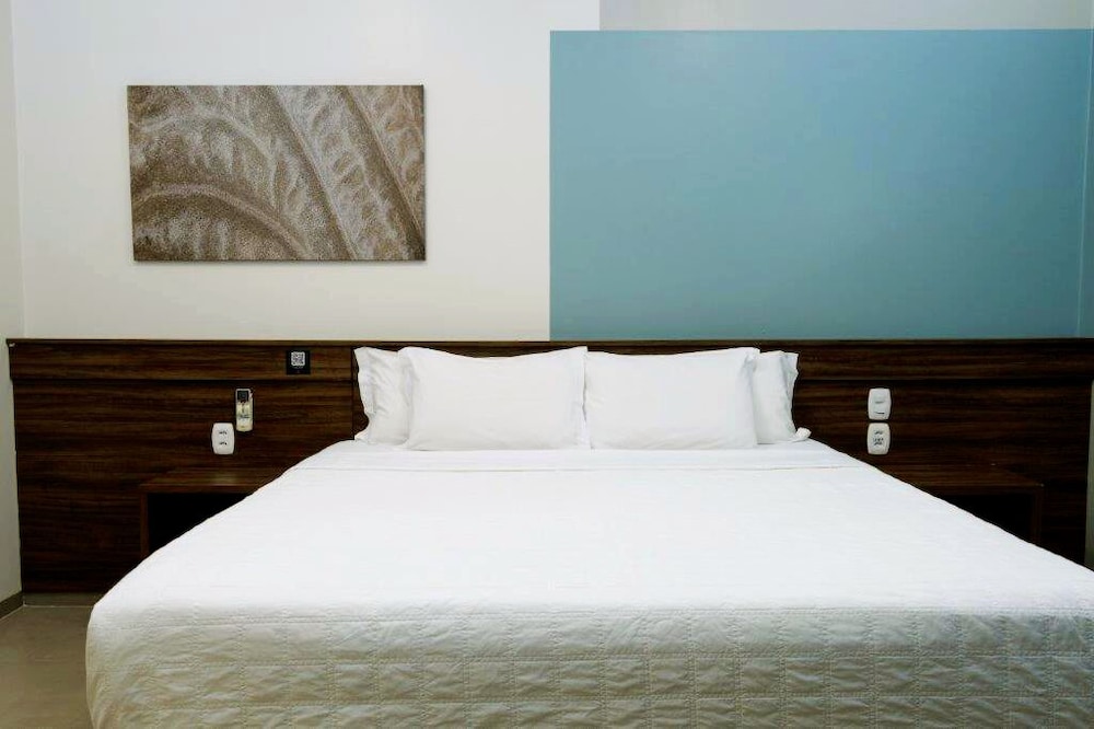 Ucayali Hotel 9/34
