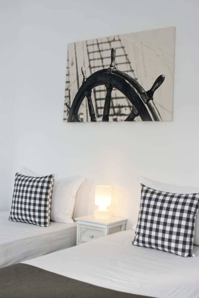 Vithos Aparthotel 52/72
