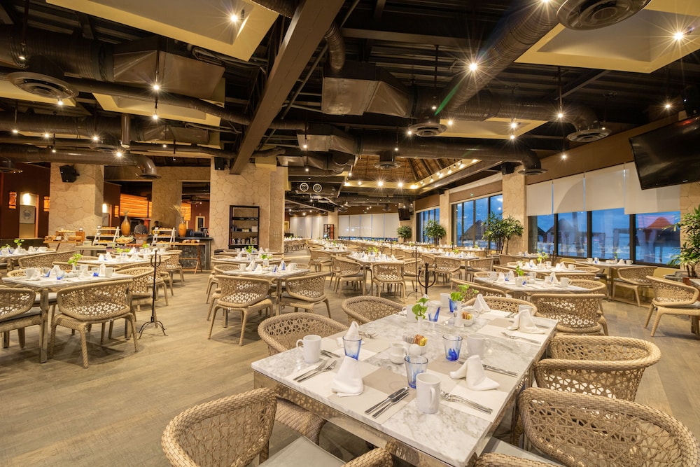 Villa del Palmar Cancun Luxury Beach Resort and Spa 33/50