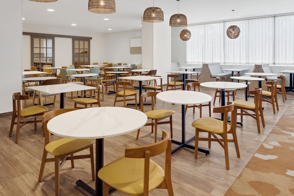 Residence Inn by Marriott Playa del Carmen 29/50
