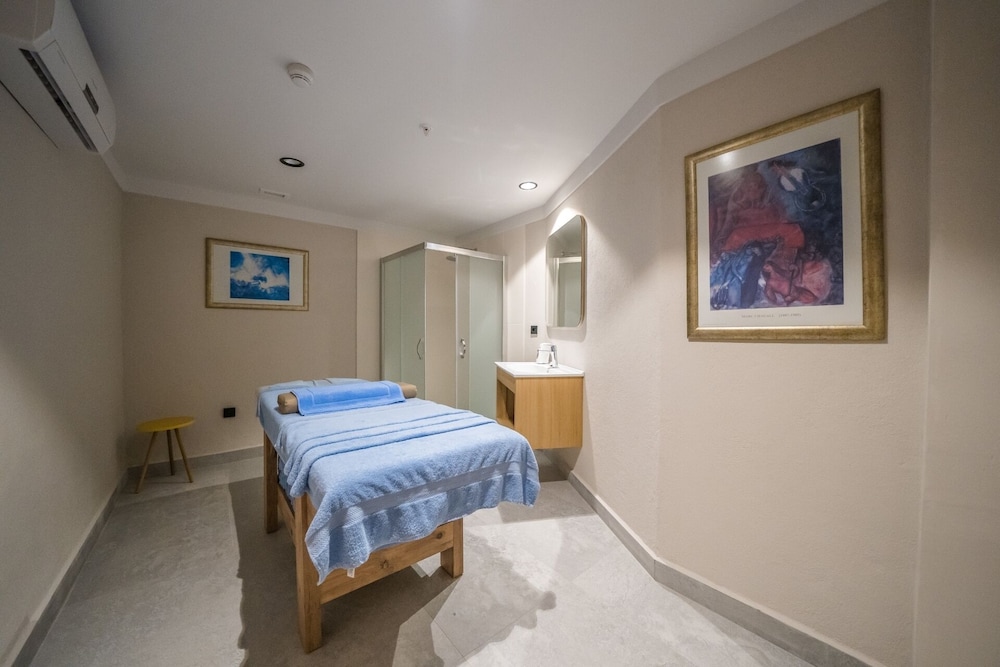 Premier Nergis Beach Hotel 18/50