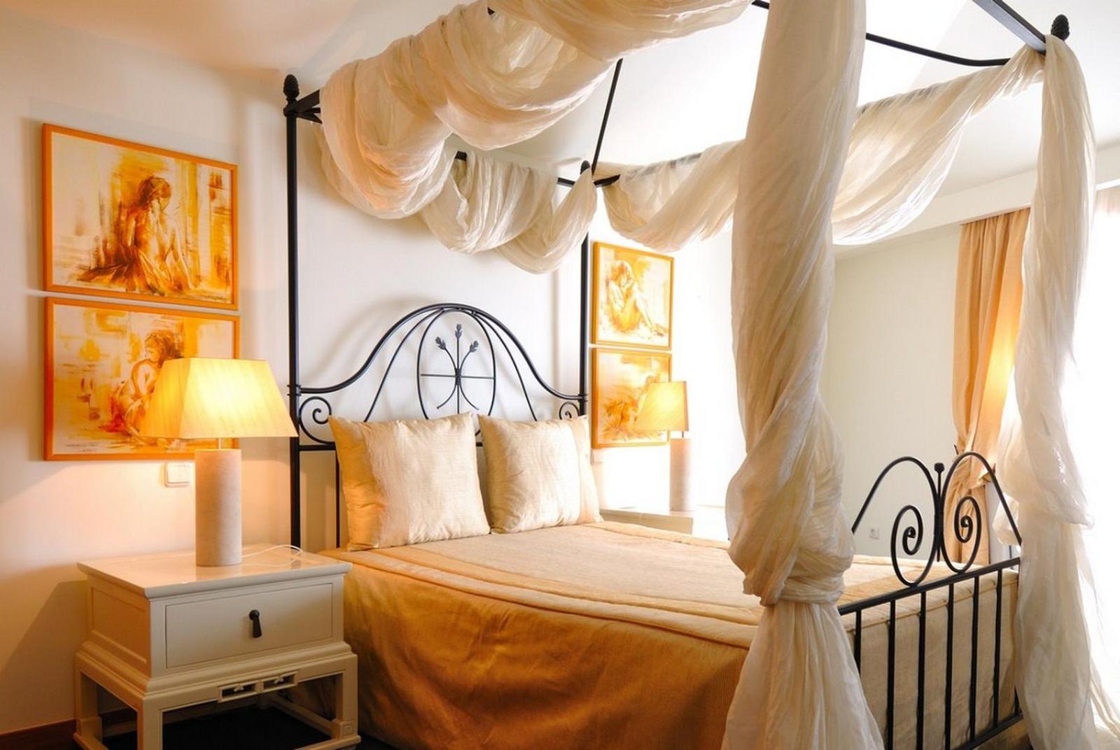 Hotel Amoros