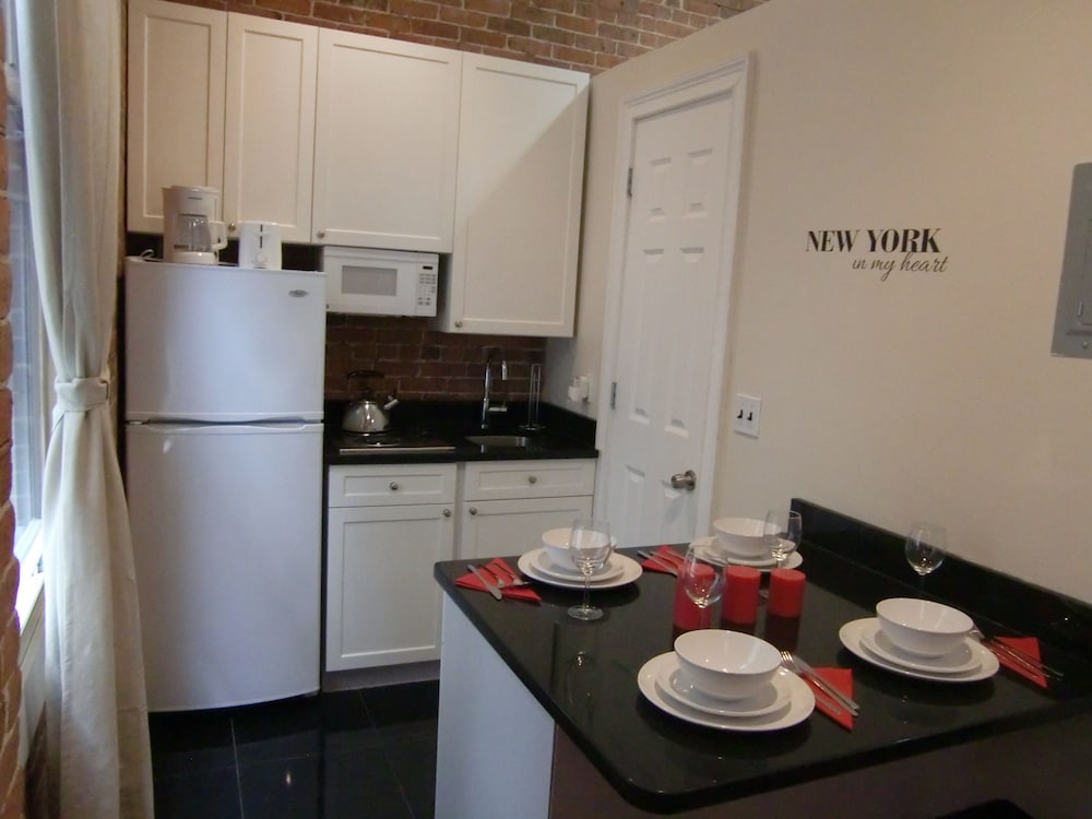 Studios Midtown Manhattan 35/50