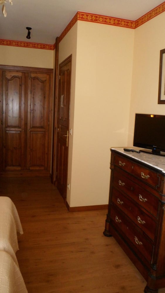 Hotel Ovio 3/50