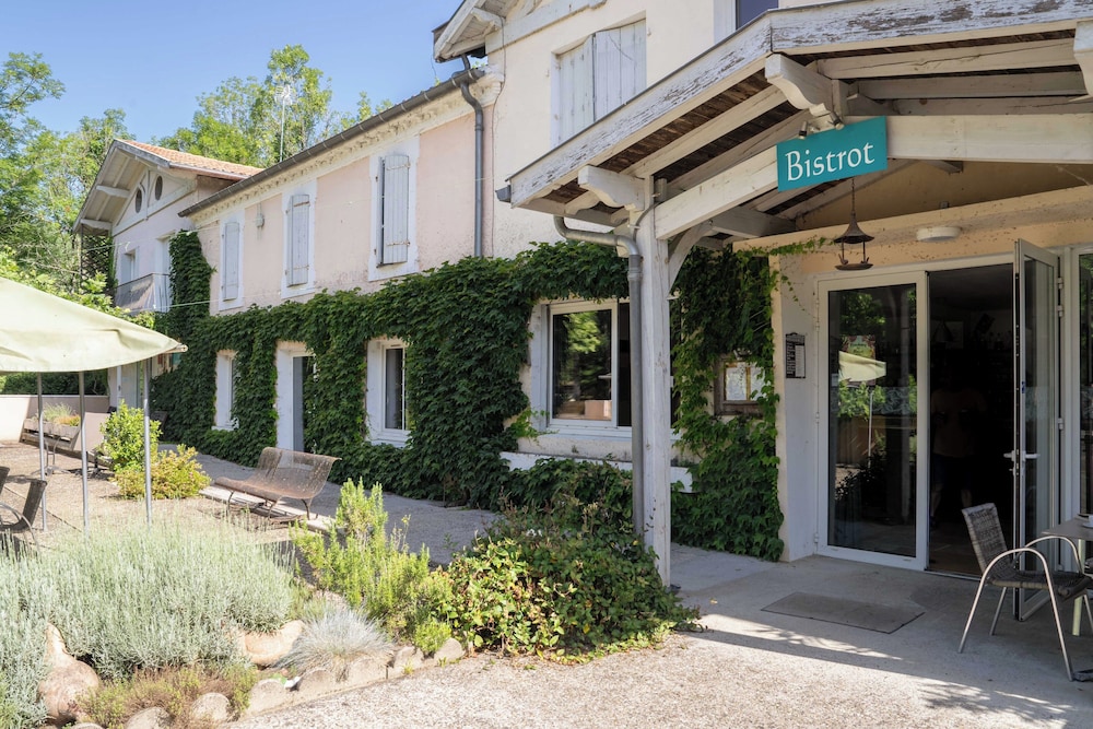 HOSTELLERIE DU CLOS PITE 2/56