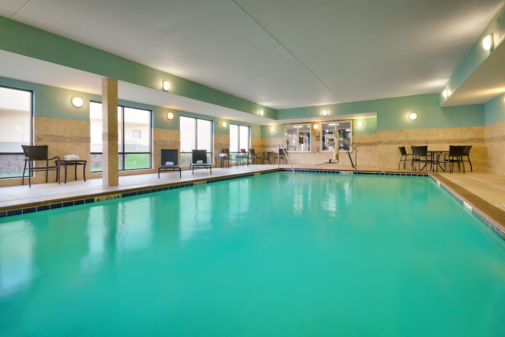 Holiday Inn Express Hotel Suites Helena 34/63