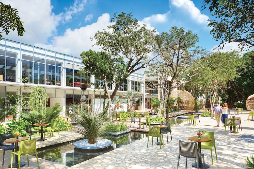 The Fives Beach Hotel - A la Carte All Inclusive 5/50