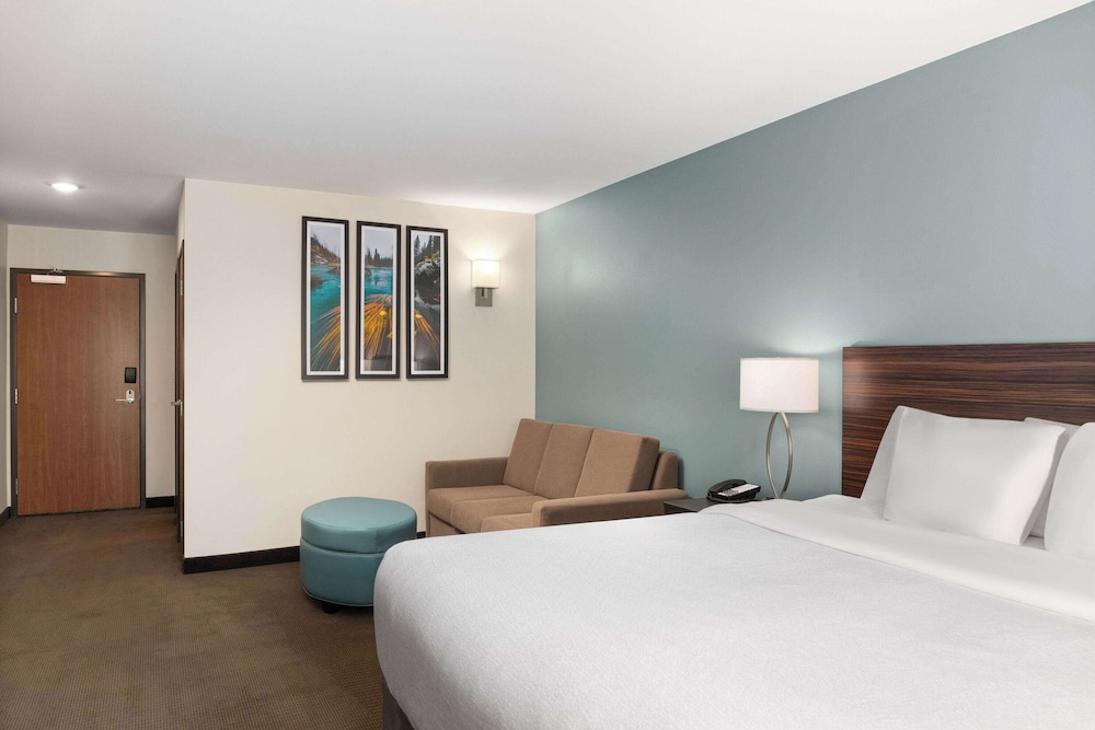 La Quinta Inn & Suites by Wyndham Wenatchee 6/34