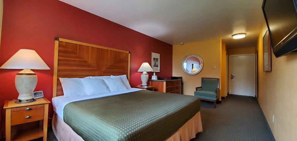 Olympic View Inn 24/49