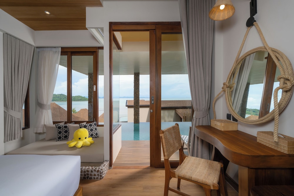 استوديو بسريرين منفصلين بإطلالة على البحر، Sinae Phuket Luxury Hotel 6/9