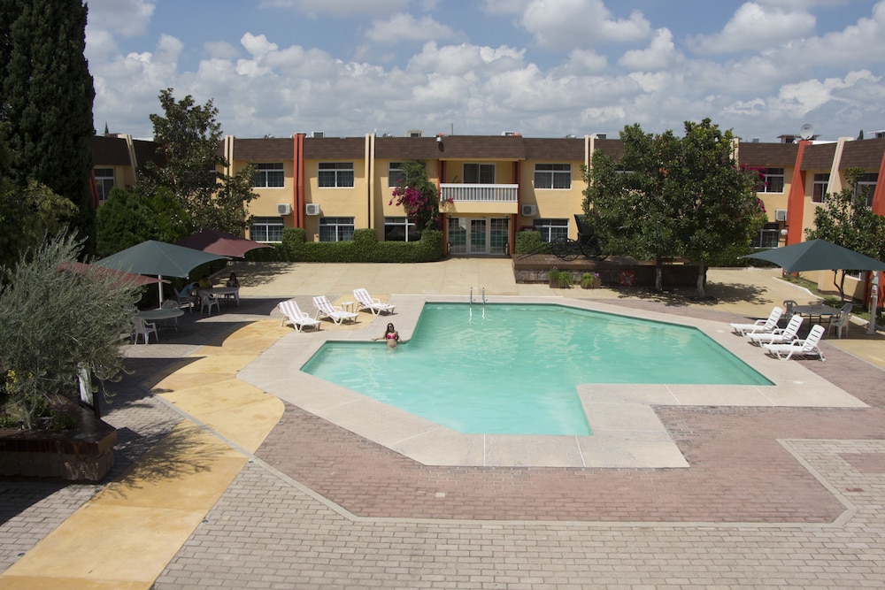 Sicomoro Hotel 44/50