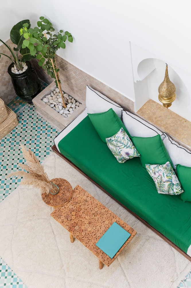Riad 107 36/50