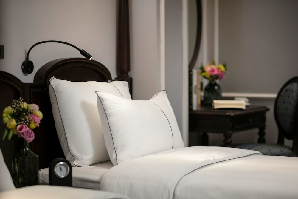 Canary Hanoi Hotel 23/43
