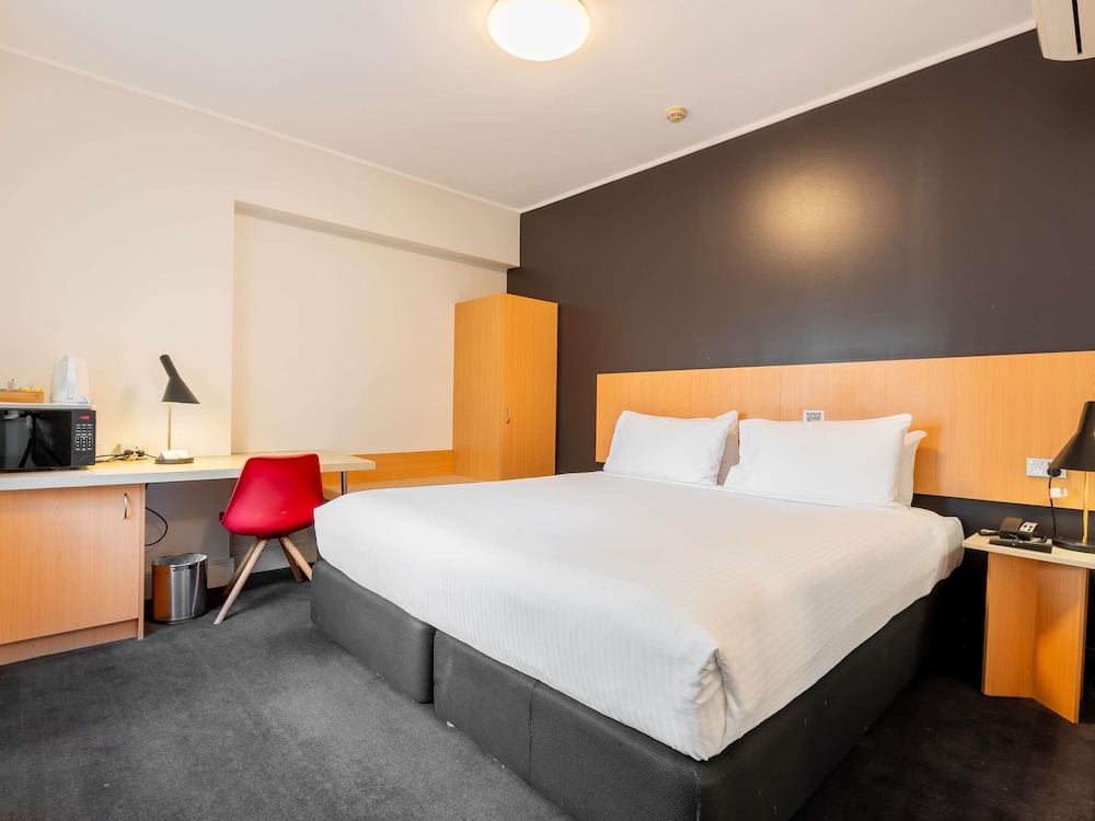 IBIS SYDNEY WORLD SQUARE 20/70
