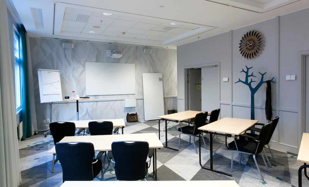 Scandic Triangeln Hotel 50/71