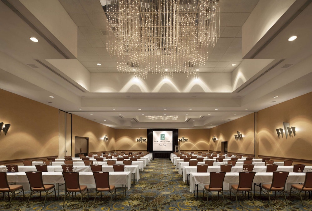 Embassy Suites by Hilton Phoenix Tempe 51/56