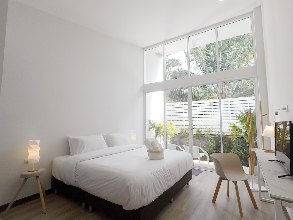 MEET Boutique Resort 10/43