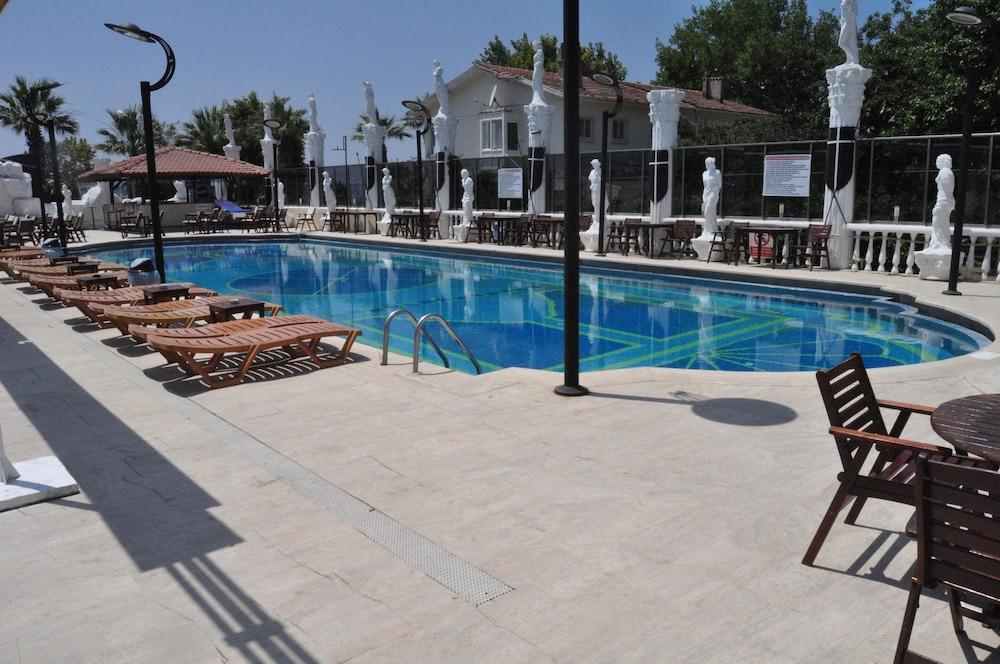 Agrigento Resort Hotel 6/21