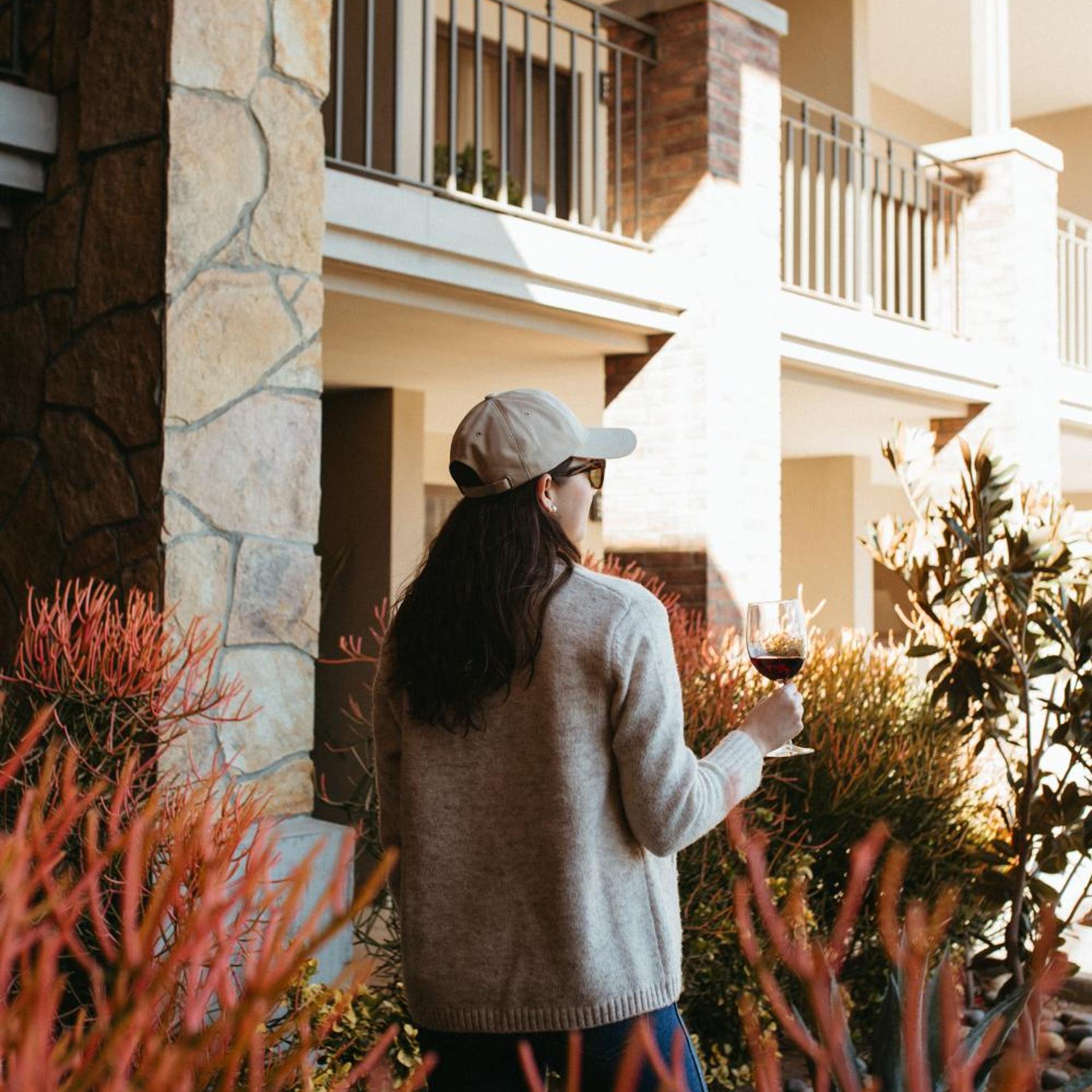 HOTEL EL DORADO 5/24
