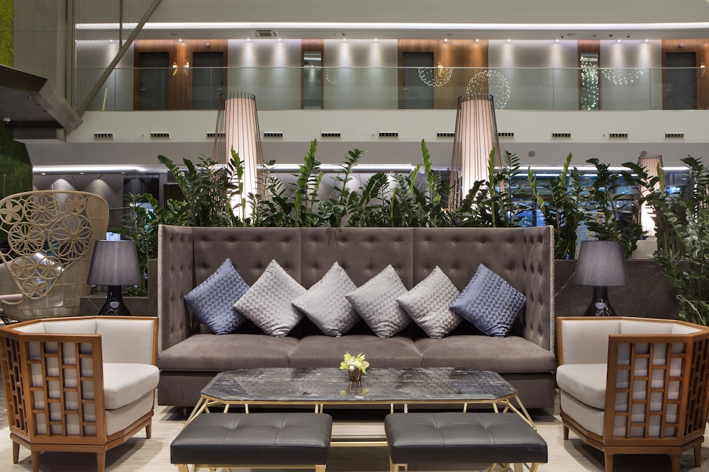 Doubletree By Hilton Istanbul Piyalepasa 43/82