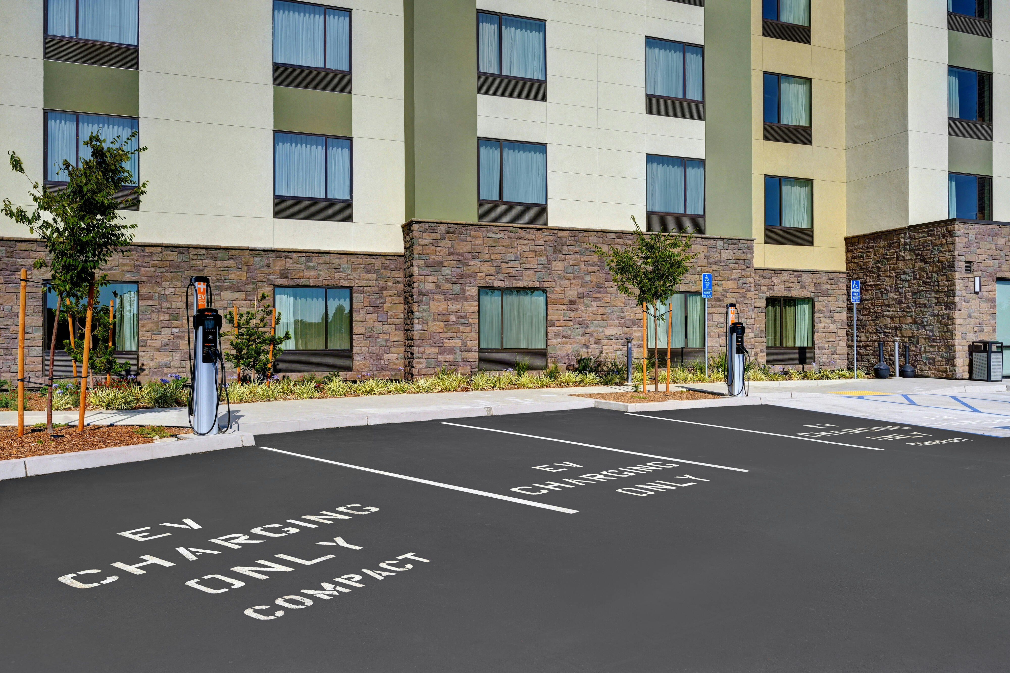 TownePlace Suites by Marriott Sacramento Airport Natomas 55/60