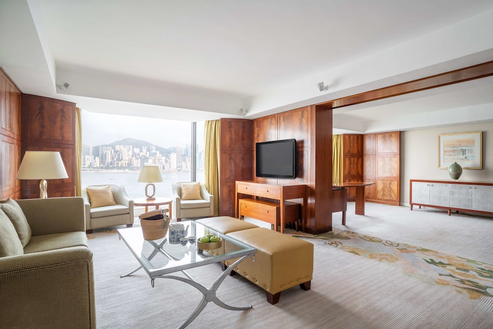 Kowloon Shangri-La Hong Kong 39/69