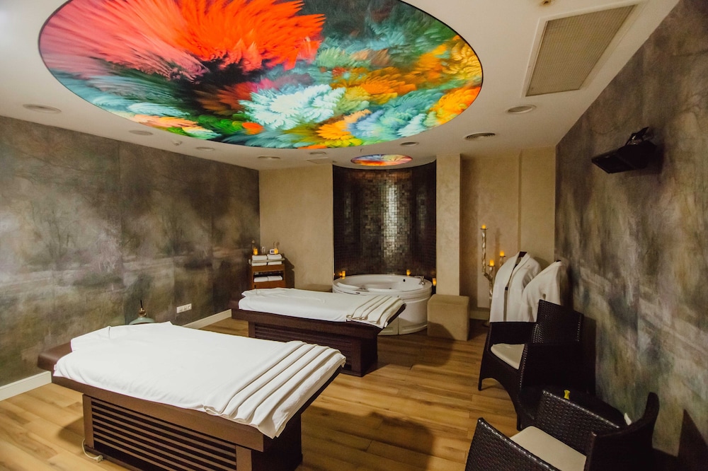 JRW Welmond Hotel & Casino Batumi 12/50