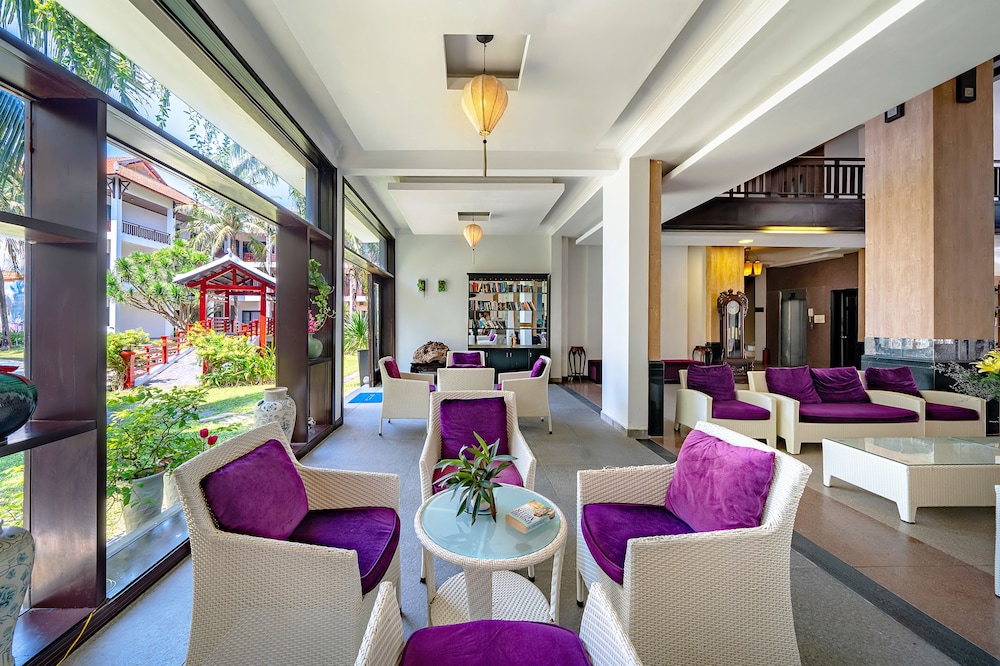 River Beach Resort and Residences 52/76