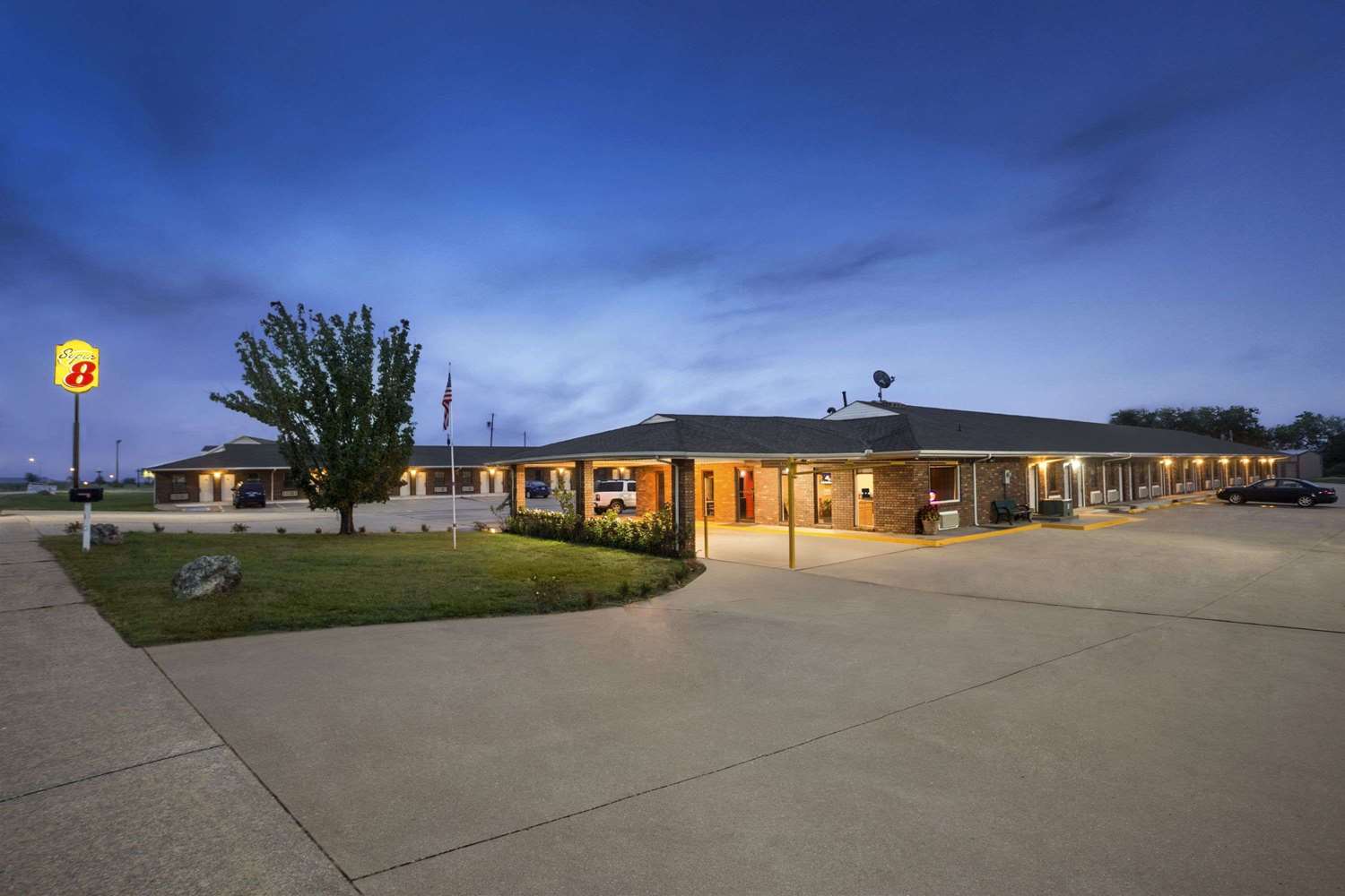 Super 8 by Wyndham Henryetta 2/5
