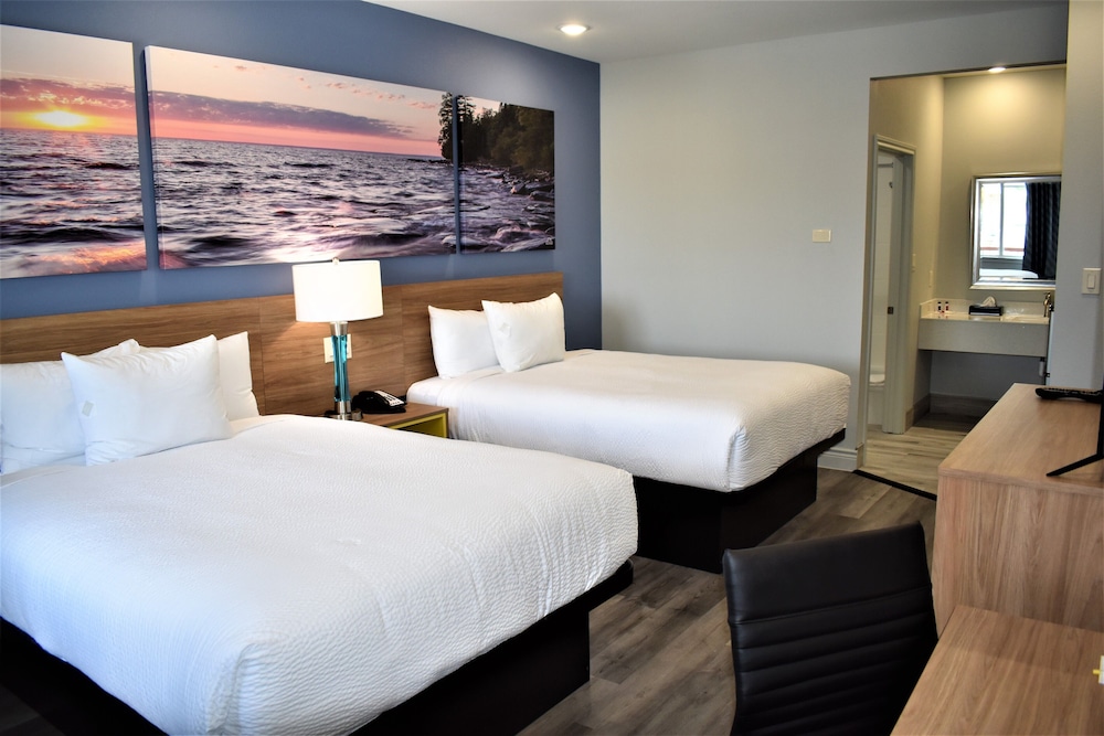 Days Inn & Suites By Wyndham Downtown/University Of Houston 34/60
