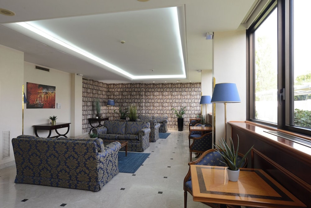Hotel The Brand 40/64