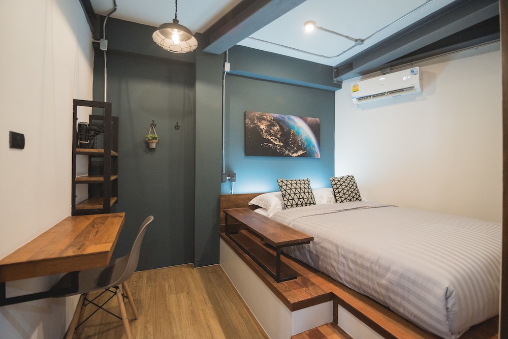 Chernchan Hostel 13/37
