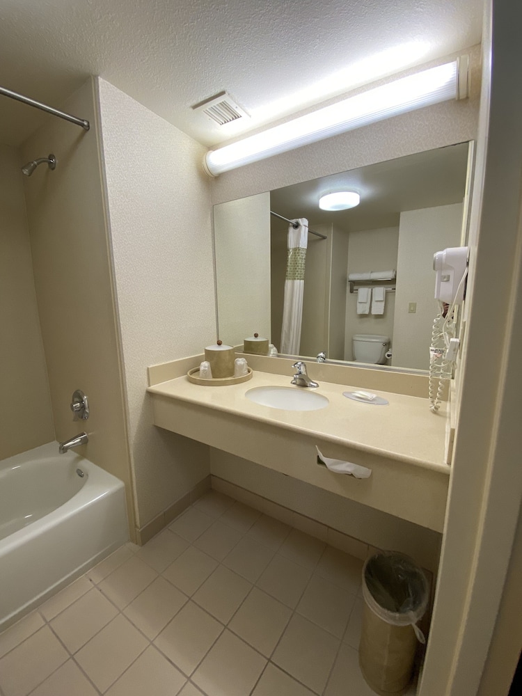 Budget Inn San Leandro 20/23
