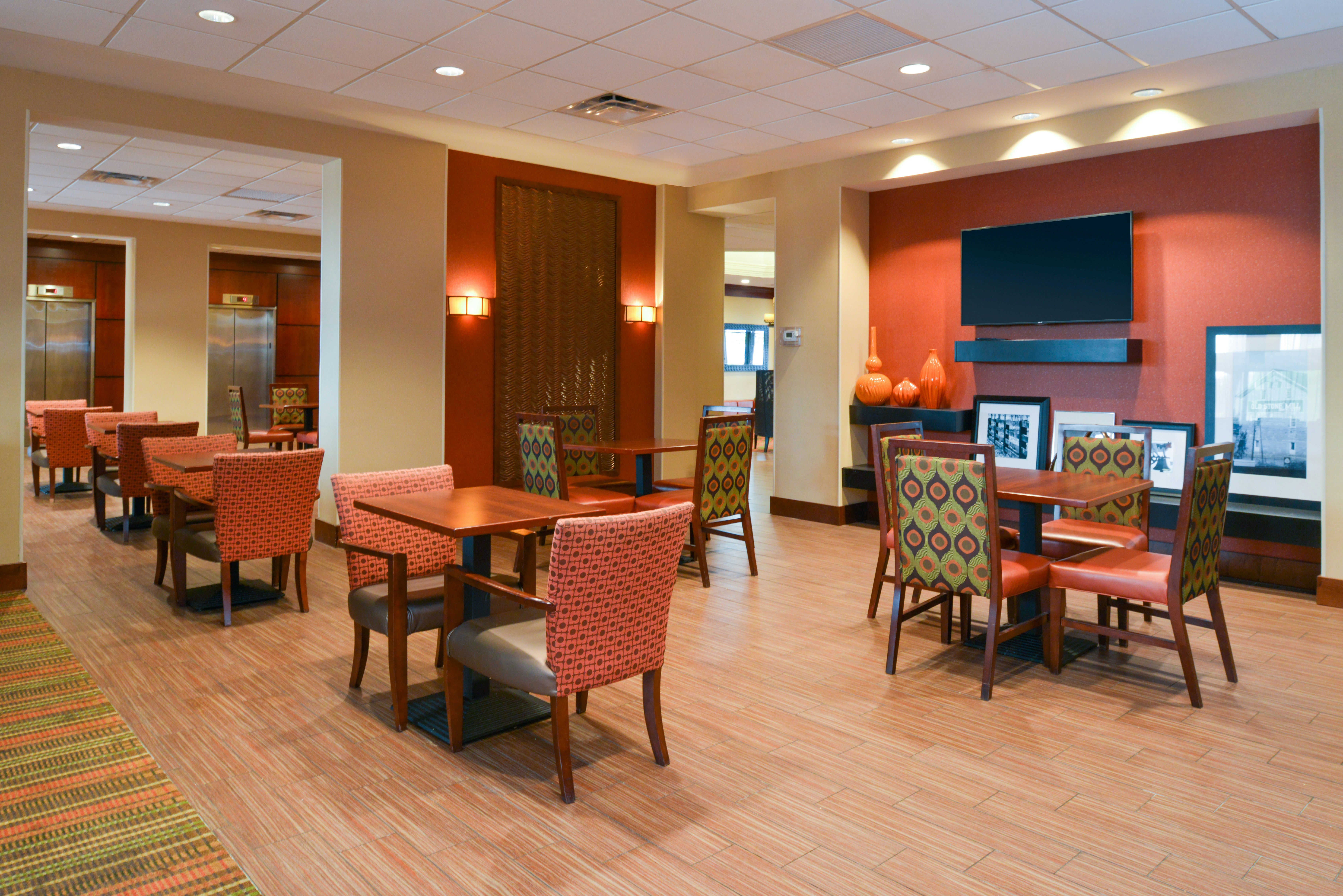Hampton Inn Frederick 42/70