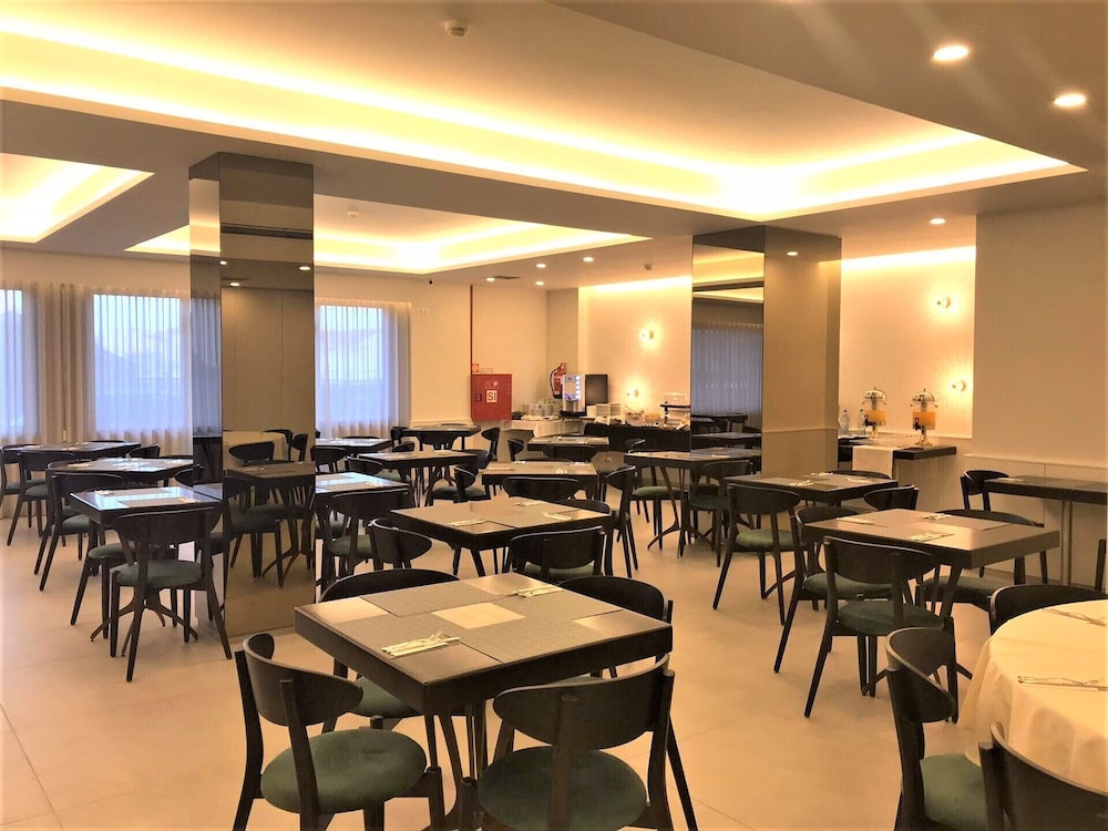 Apulia Praia Hotel 36/50
