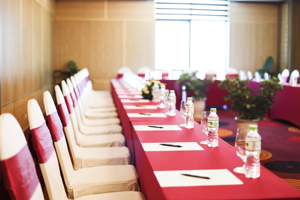 Muong Thanh Grand Da Nang Hotel 53/63