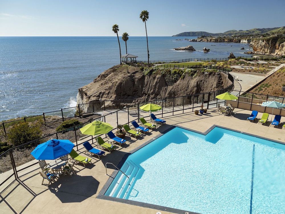 Pacific Point Resort in PISMO BEACH - CA
