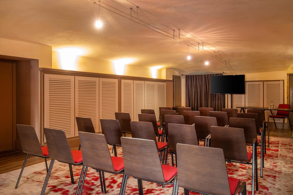 Cour des Loges Lyon, A Radisson Collection Hotel 73/79