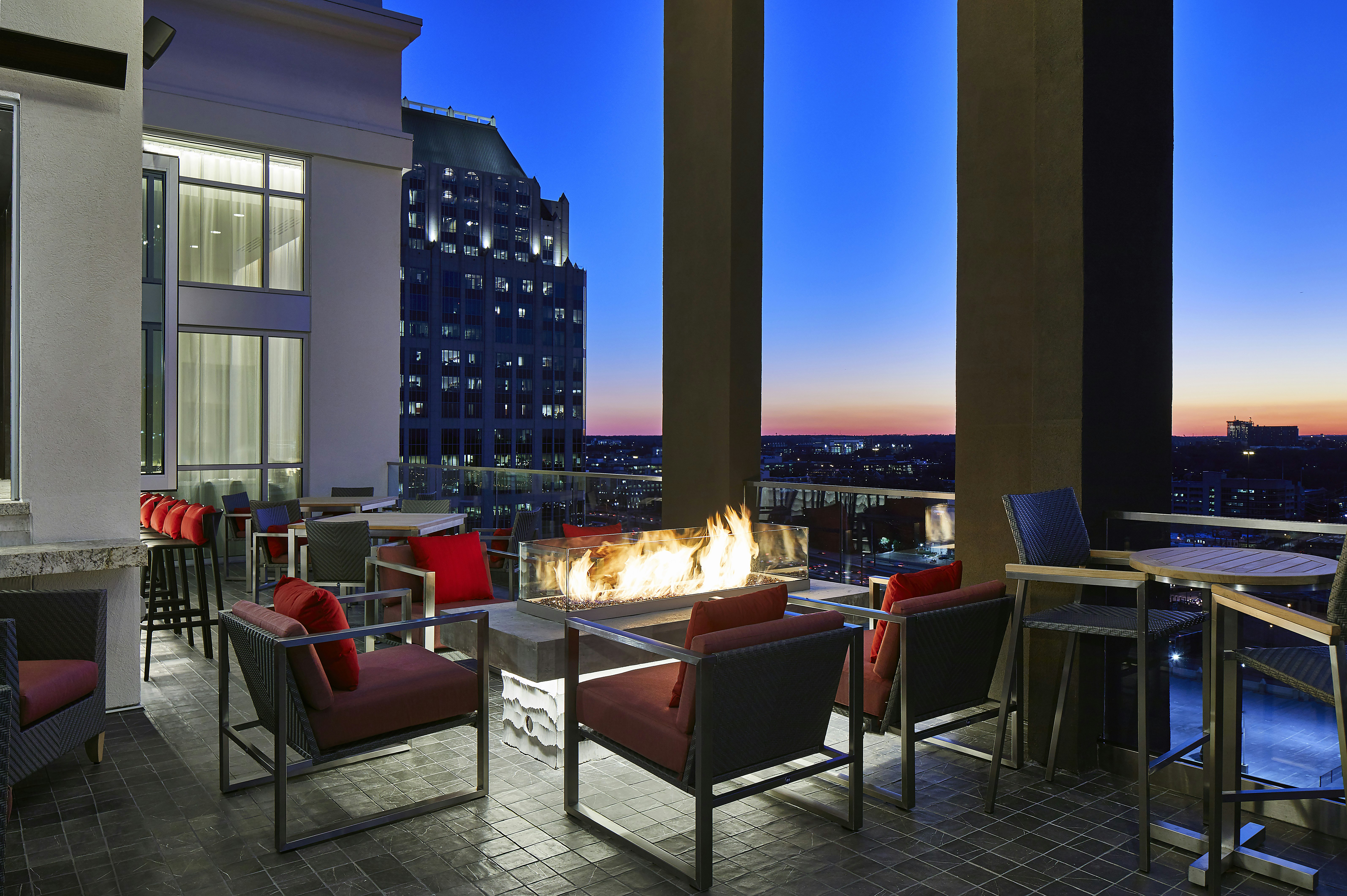 Hampton Inn and Suites Atlanta Midtown 40/53