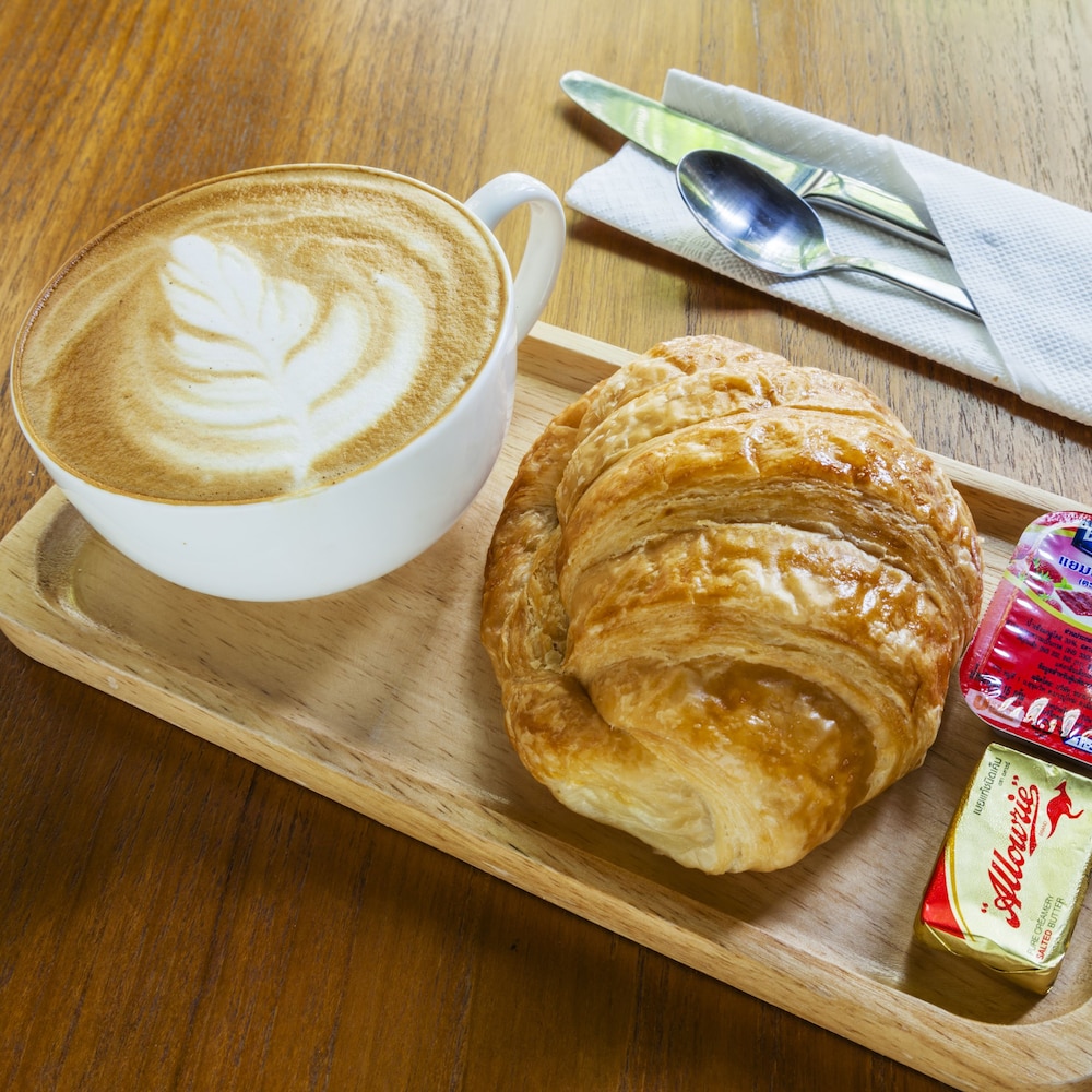 AT Hua Lamphong photo2
