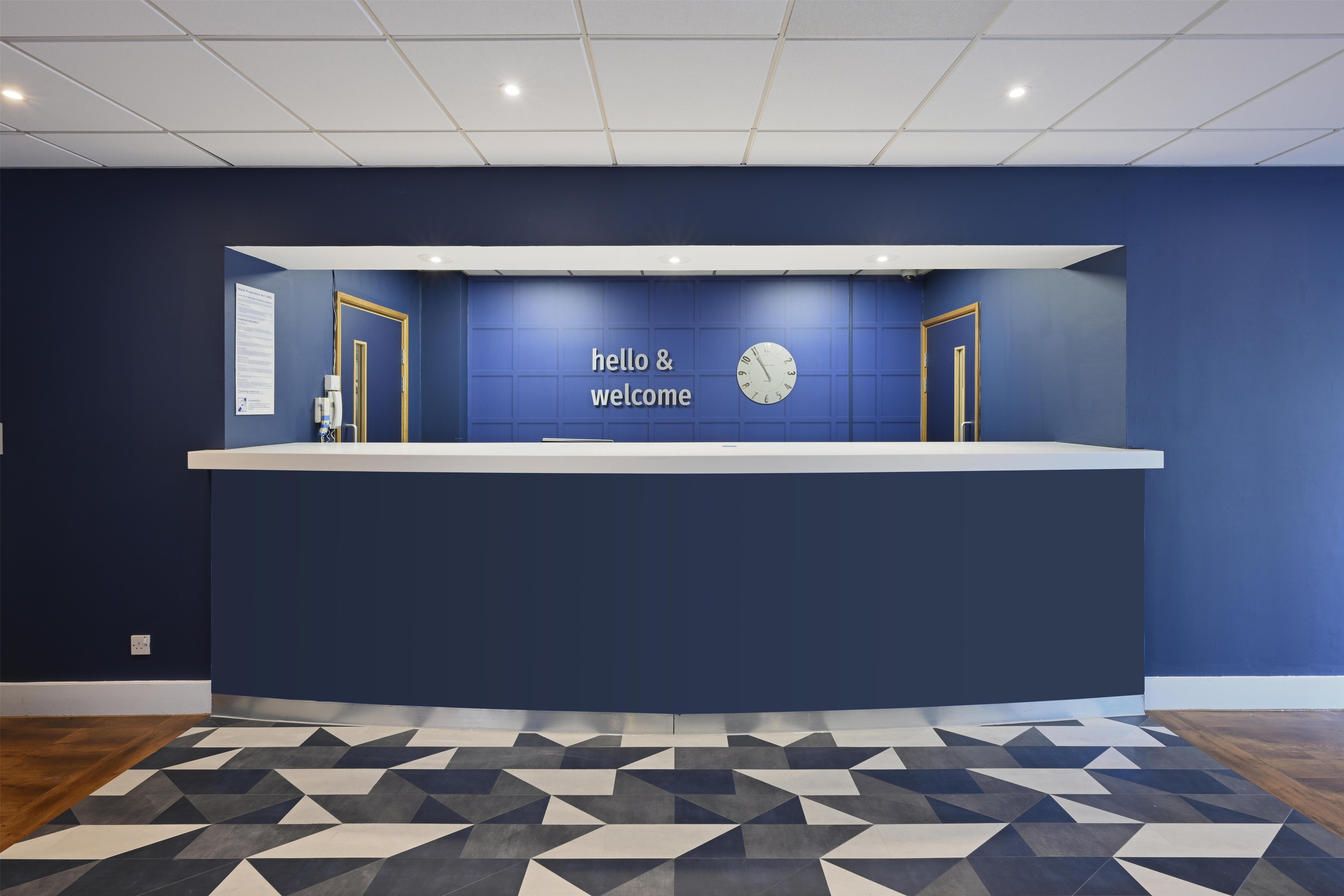 Travelodge Cardiff Central photo5