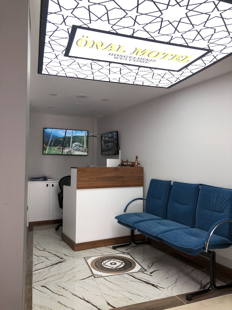Onal Motel 18/30
