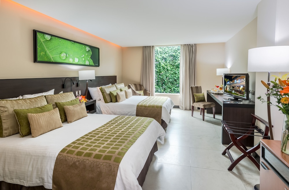 Studio Hotel Boutique 27/75