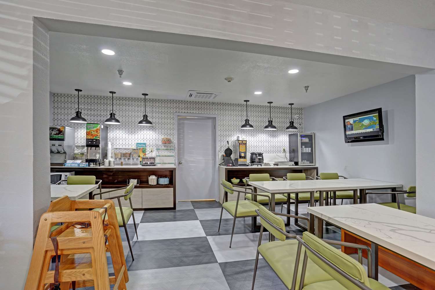 restaurant cafeteria